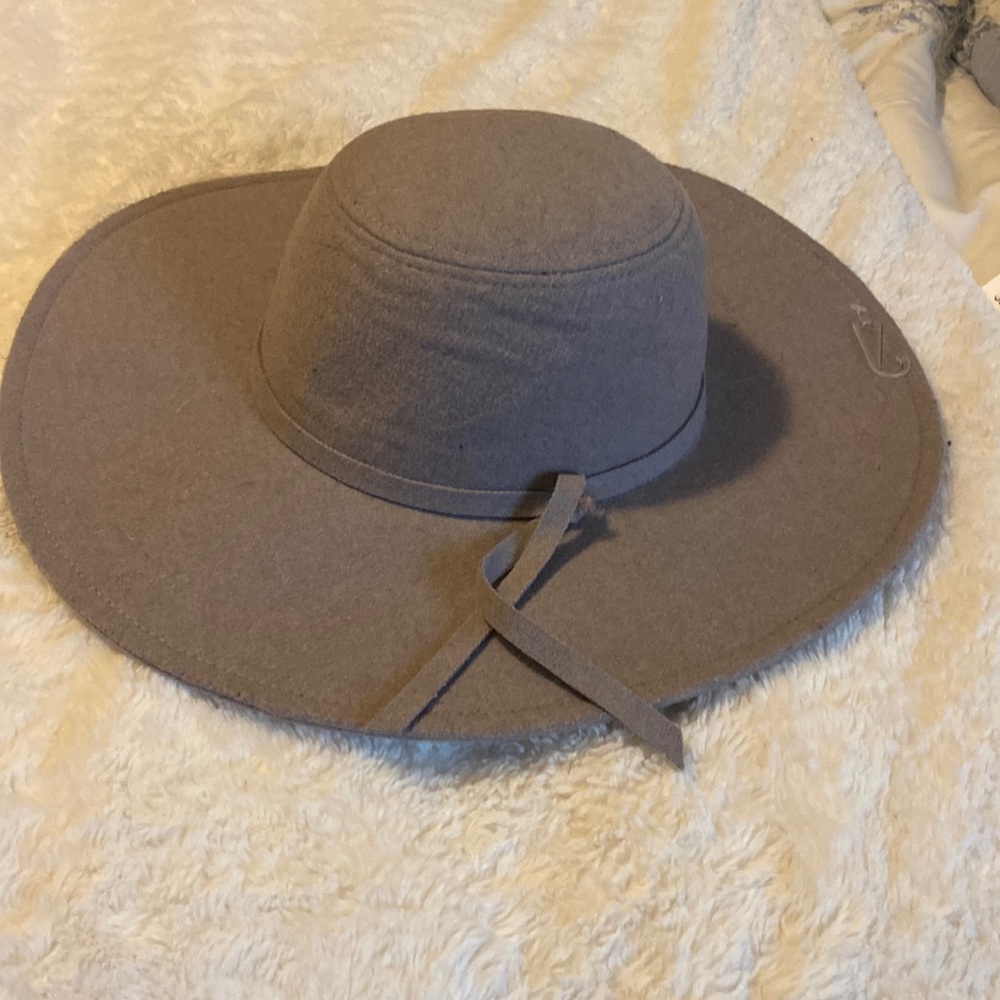 NWT charlotte russe hat